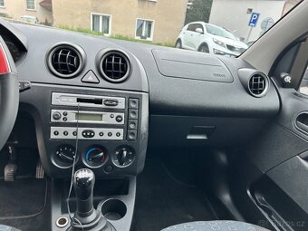 Ford Fiesta 1.3i 51 kW / 2003 / 146 805 tkm - 9
