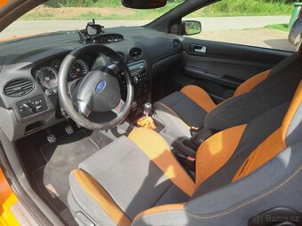 Ford Focus ST - 9