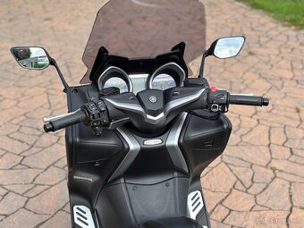 Yamaha T-Max 530 DX 2017, najeto 14800km - 9