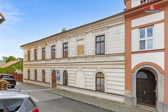 Prodej nájemního domu, 600 m², Opočno, ul. Baštecká - 9