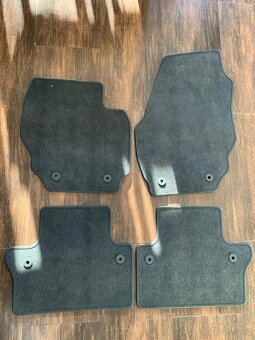 textilní koberce originál Volvo V70 / XC70 (2008-2016) - 9
