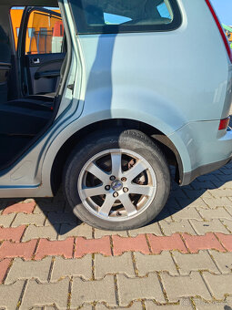 Ford Focus C Max 2004 (Ghia) - 9