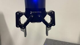 Kolaborativní robot - KR810 - 9