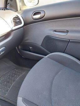 Peugeot 206+ - 9