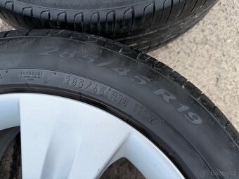 Originální dvourozměrná alu kola BMW X5 5x120 R19 - 9