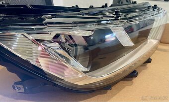 FULL LED přední světlomet VW Passat B8 - 9