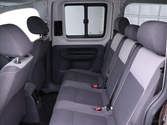 Volkswagen Caddy 2,0 TDI 81kW 4x4 7-Míst Maxi (2011) - 9