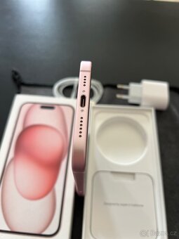 📱 iPhone 15 Plus 128GB Růžový | Stav jako nový - 9