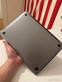 MacBook Pro 13” TouchBar - 9