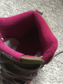 Kotnikové boty zn.Nike Dunk vel.36,5 - 9
