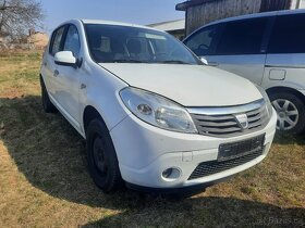 dacia sandero 1.4i - 9