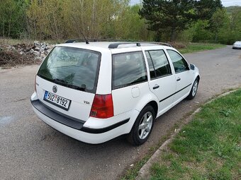 Volkswagen golf 1.9 TDI. 66 KW. 2000. - 9