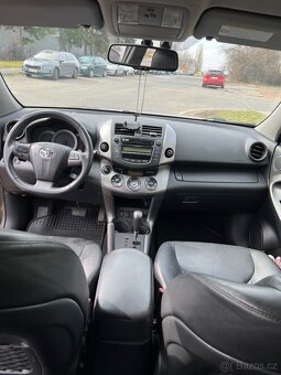 Toyota Rav 4 - 9