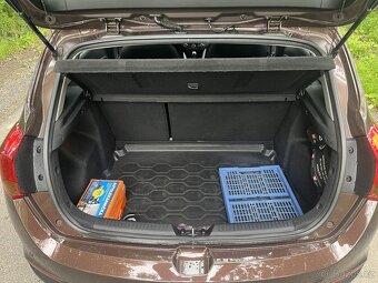 KIA CEED 1.4 73kw 2013 najeto 63.000km - 9