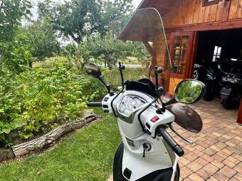 Kymco People GT 300i - 9