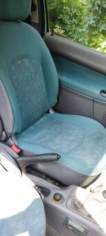 Peugeot 206 - 9