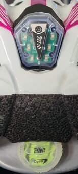 590 - Dívčí cyklistická helma (49-54cm) - TOP STAV - 9