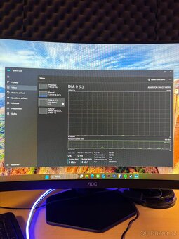 Herní PC s Monitorem - 9