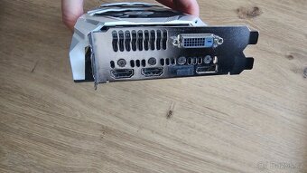 ASUS Radeon RX 480 DUAL 4GB - 9