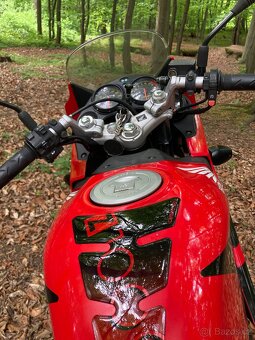 Honda CBR 125R - 9