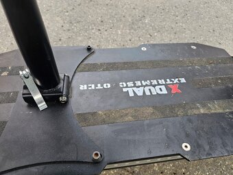 Elektrokoloběžka X DUAL 6000w za 90km/h se sedátkem - 9