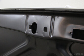 MERCEDES W107 C107 SLC kupé víko kufru TRUNK LID - 9