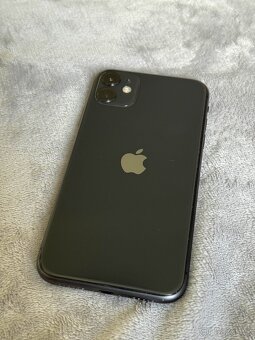 iPhone 11 64GB Black - 9