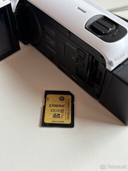 kamera Canon LEGRIA HF R806 - 9