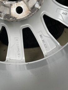 Originální sada Audi 235/65/17 zimní č.H46.2 - 9