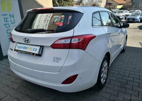 Hyundai i30 1.6-spotř.5,5l-KAMERA-KLIMA - 9