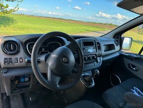 Renault Trafic 1.6DCi 107KW 3 mista pojizdne 2017 185TKM - 9