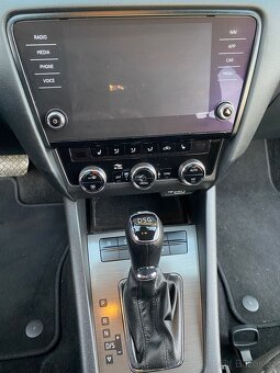 Škoda octavia 3 combi 2.0tdi 110 kW dsg - 9