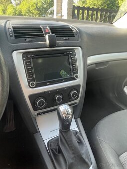 Škoda Octavia 2, 1,6 Tdi, 77Kw - 9