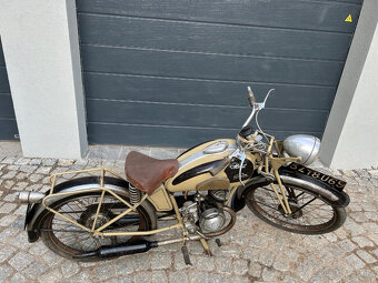 Motocykl Monet - Goyon - 9