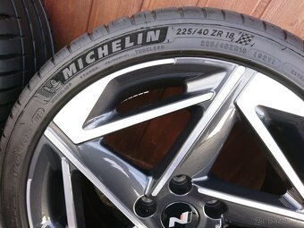 Hyundai i30 N-Line 18" originální letní kola 225/40/R18 - 9