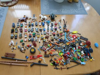 Přes 7kg stavebnice LEGO + DUPLO + různé foto - kusy foto - 9