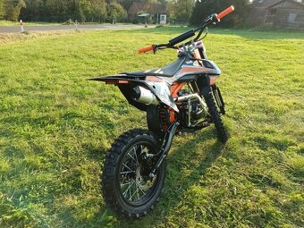 Pitbike Shark E-start 125ccm 17x14 oranžová - 9