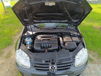 VW Golf 5 - 9