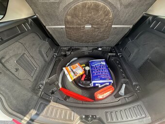 Land Rover Discovery Sport 2.0 TD4 - 9