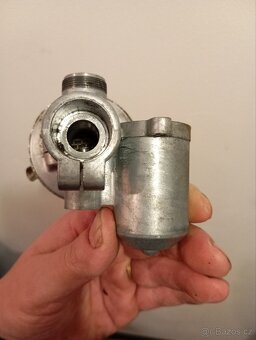 Karburátor s filtrem Jawa robot - 9