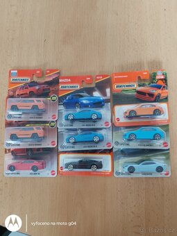 Hot Wheels a Matchbox - 9