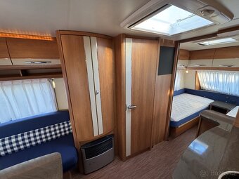 Hobby La Vita 495 UL ~ dělené postele - 9