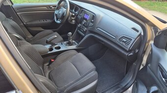 Renault Megane III  1.2 TCe (96kw) ■  jen 97000km - 9