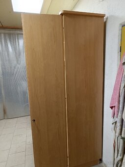 Šatní skříň - 9