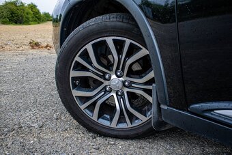 Mitsubishi Outlander 2.2 DI-D Instyle - 9