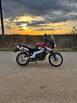 Aprilia ETV 1000 Caponord - 9