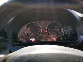 BMW F10 520 - 9