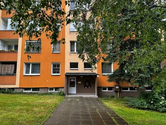 Slunný byt 3+1 s lodžií a garáží, 68 m², Stiborova, Olomouc - 9