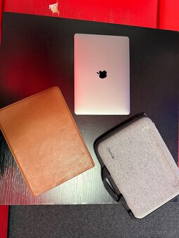 MacBook Pro 2020 - 9