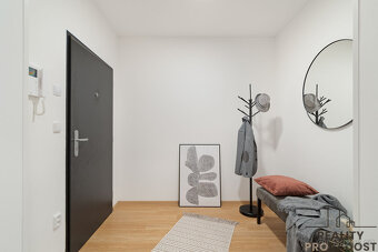 Prodej bytu 3+kk v Třebíči s předzahrádkou a parkovacím stán - 9